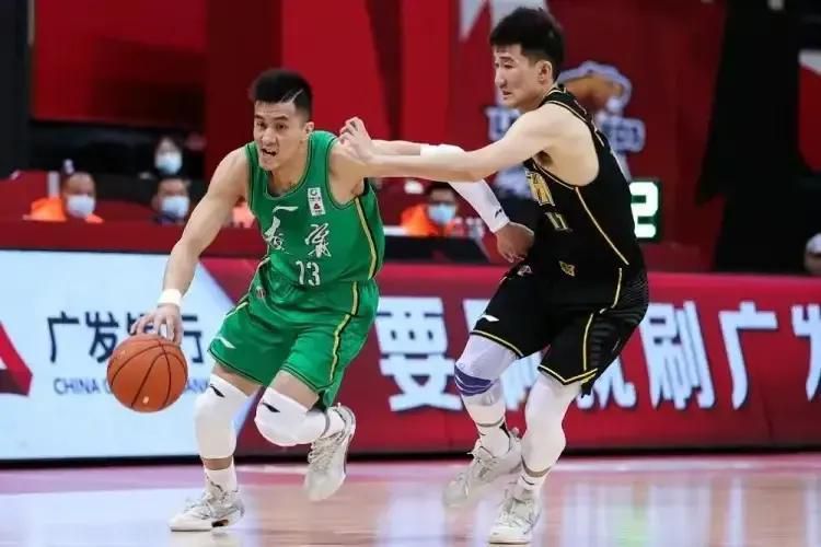 忘穿内裤坐公交车被猛烈进出视频